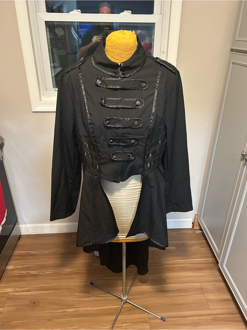 Black Military-Style Long Tail Jacket Women Size Lg